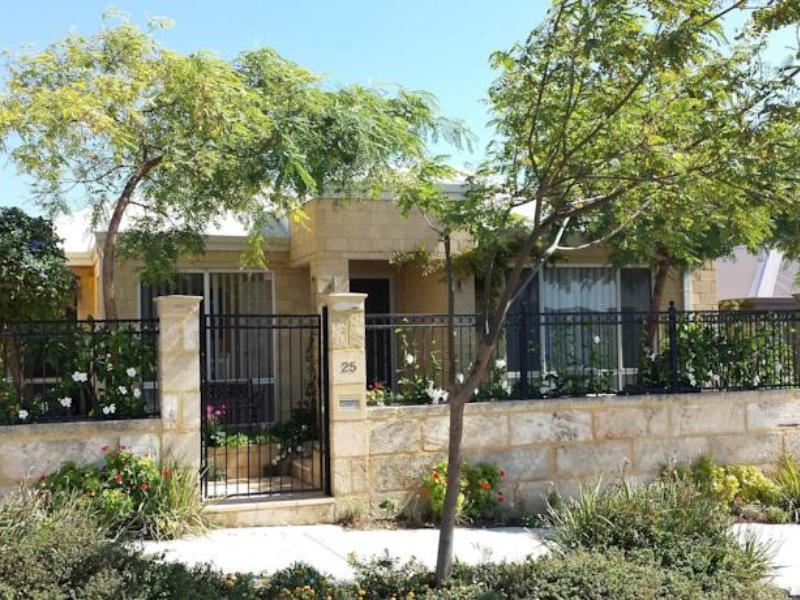 Ocean Keys Cottage - Free Wifi Mindarie Exterior foto