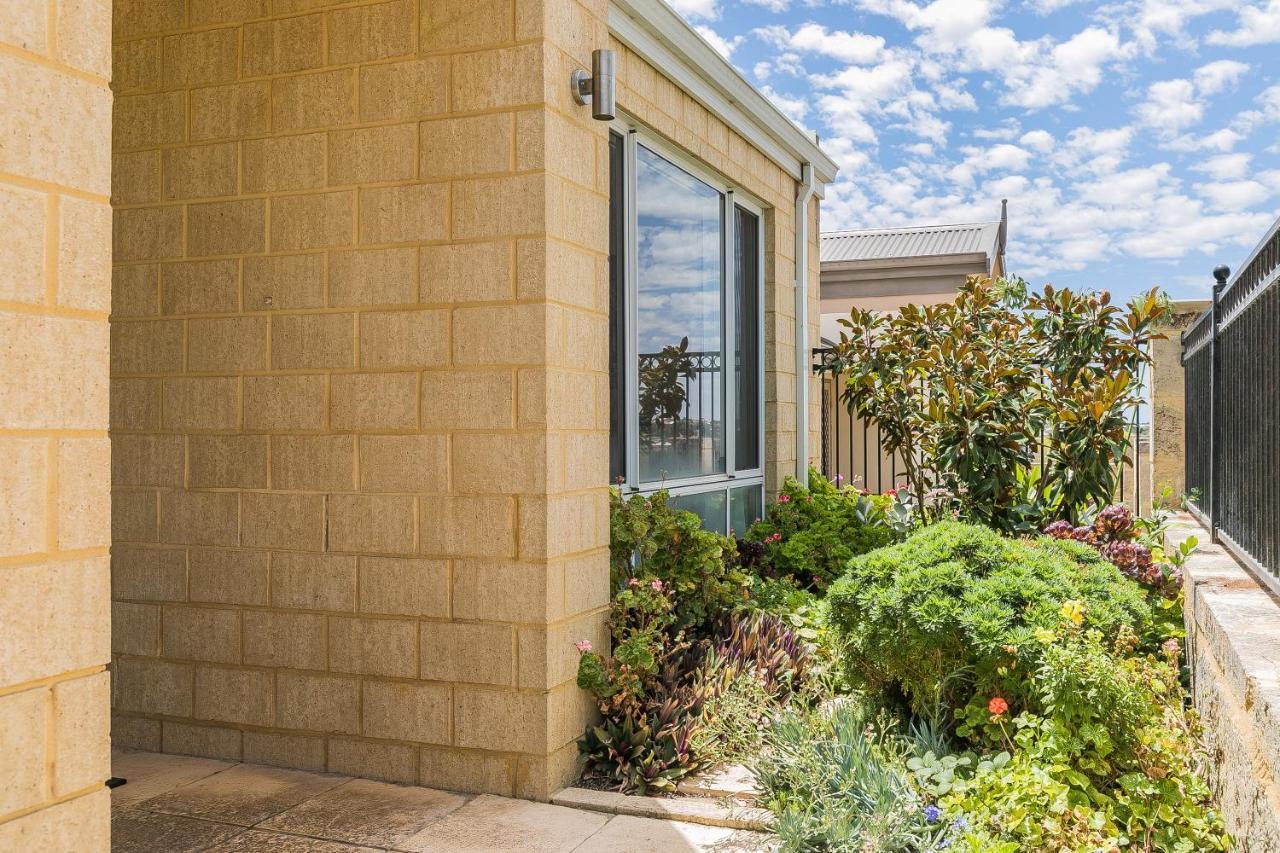 Ocean Keys Cottage - Free Wifi Mindarie Exterior foto