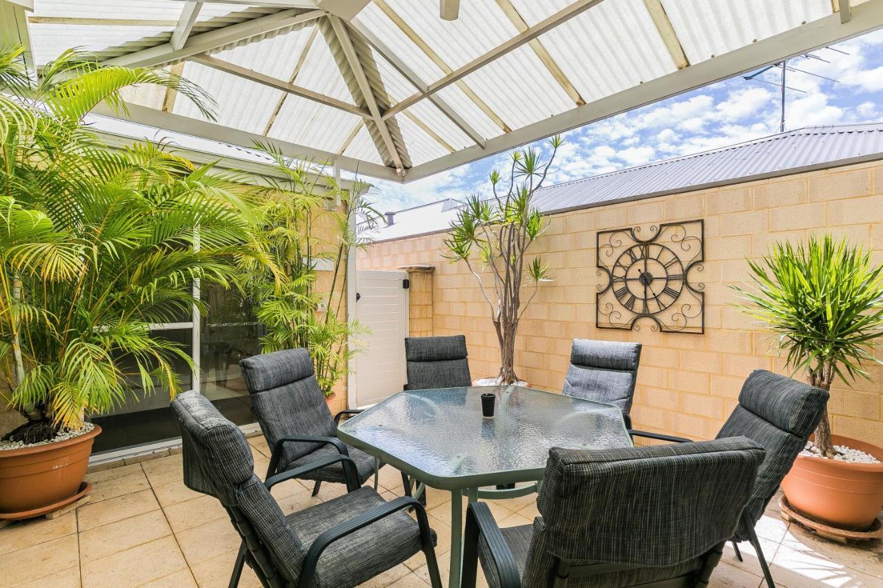 Ocean Keys Cottage - Free Wifi Mindarie Exterior foto