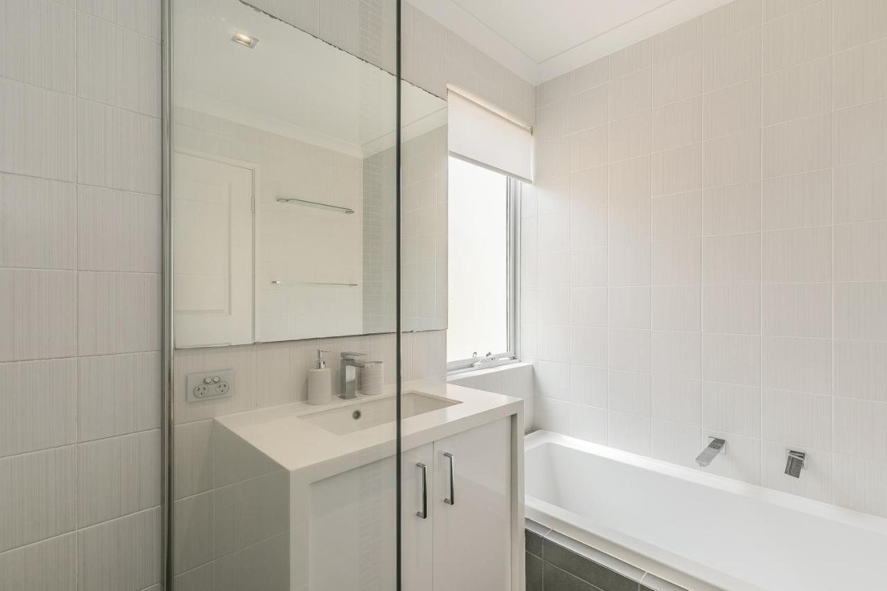 Ocean Keys Cottage - Free Wifi Mindarie Exterior foto